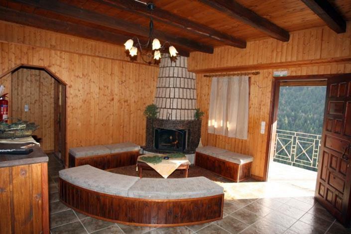 Hotel Athamania Artas Athamanio Zewnętrze zdjęcie