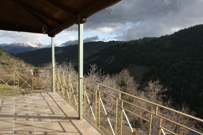 Hotel Athamania Artas Athamanio Zewnętrze zdjęcie